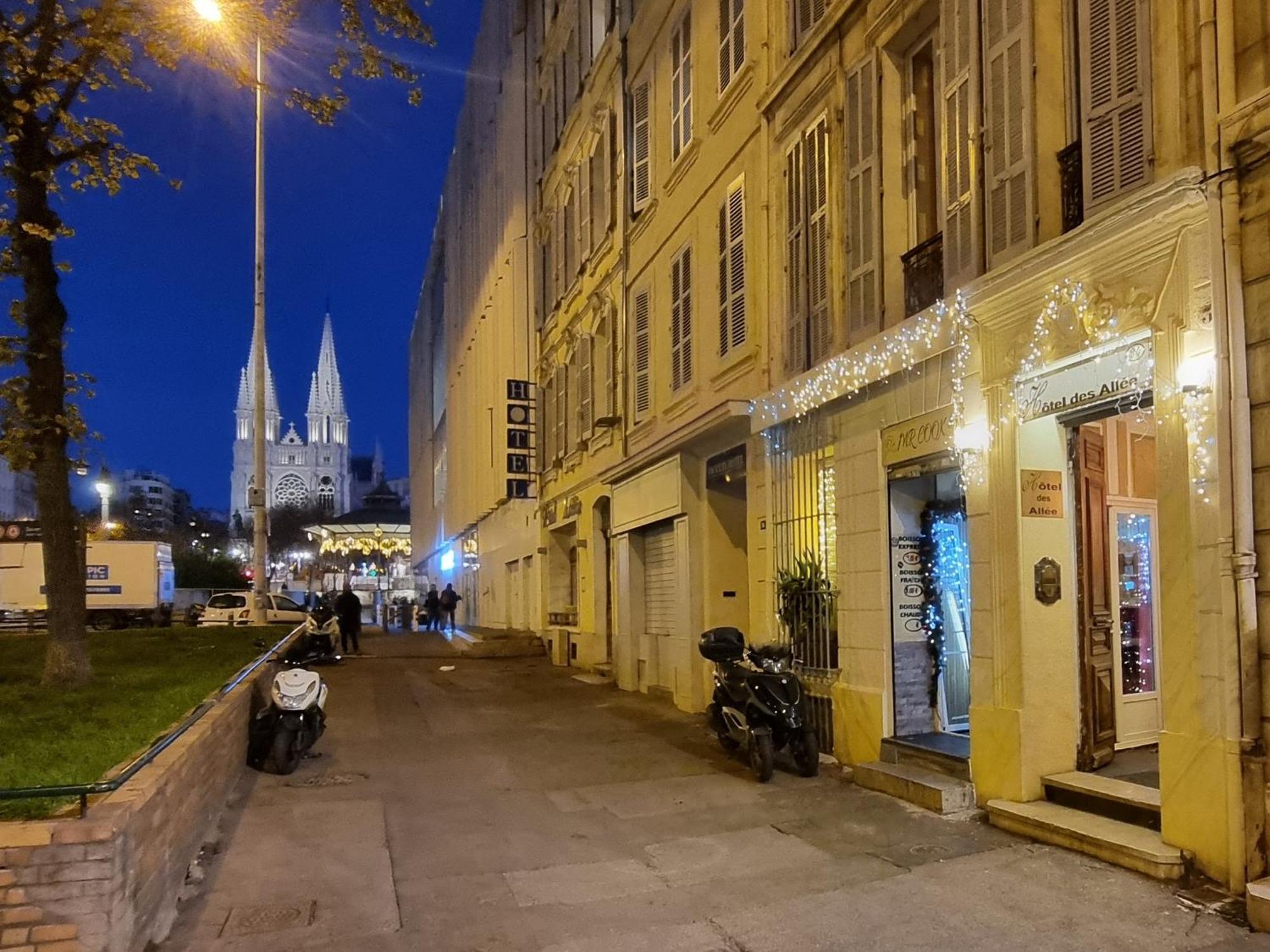 Hotel Des Allees Marseille Exteriör bild